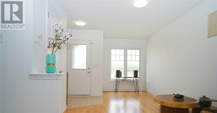 5267 Major Mackenzie Drive E, Markham, ON, L6C 0N3 - 5