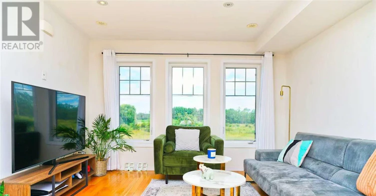 5267 Major Mackenzie Drive E, Markham, ON, L6C 0N3 - 11
