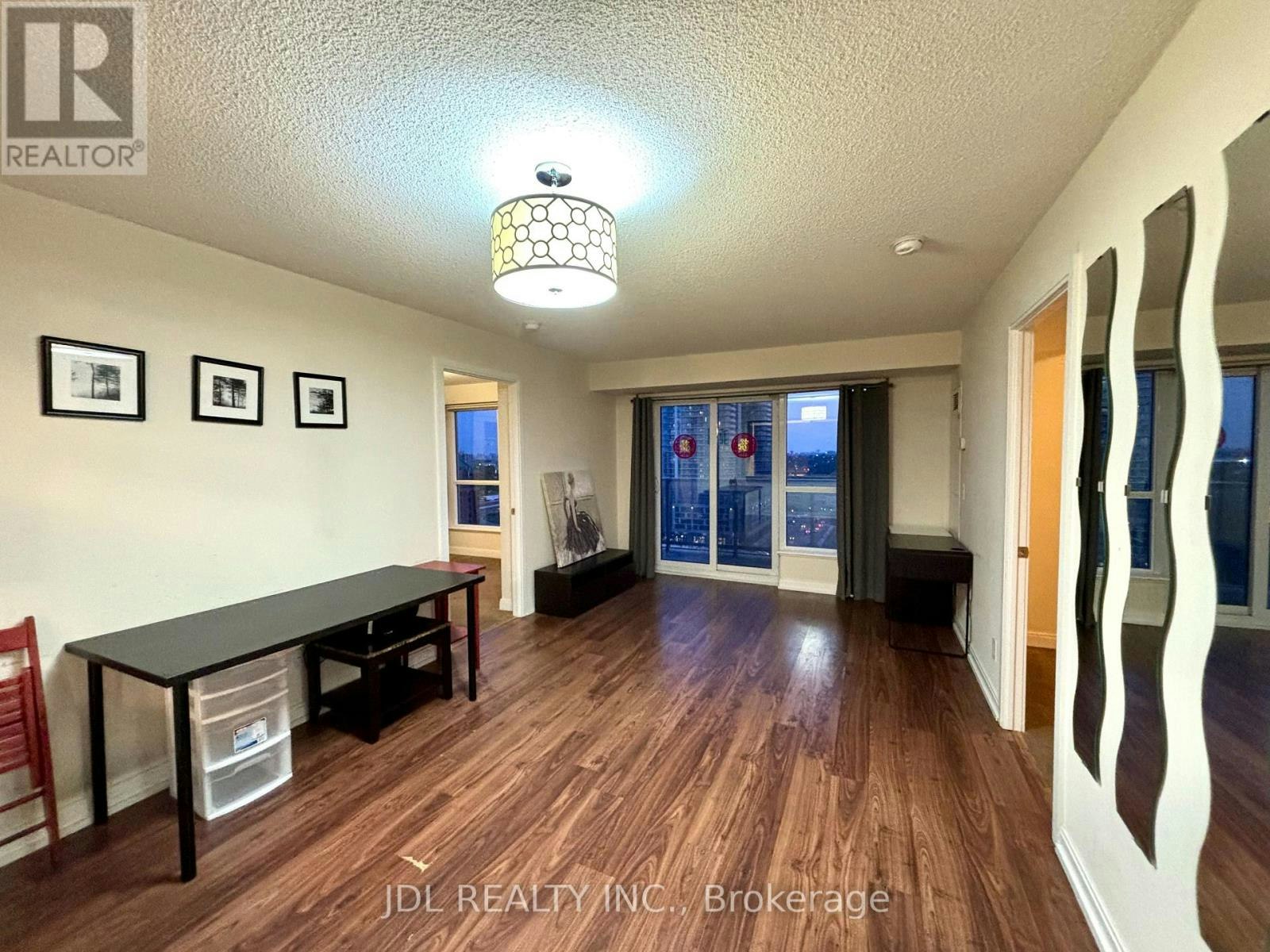 1804-151 Village Green Square, Toronto, ON, M1S 0K5 - 2