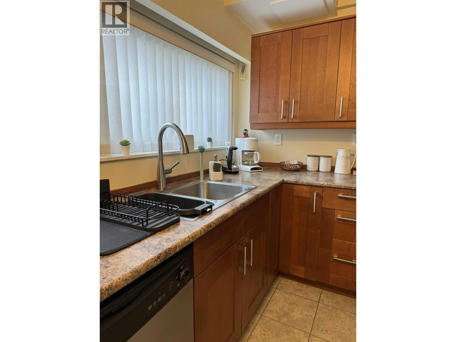Garden Level-5345 Kensington Crescent, West Vancouver, BC, V7W 1M5 - 4