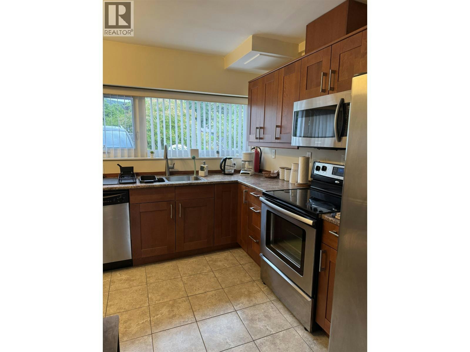 Garden Level-5345 Kensington Crescent, West Vancouver, BC, V7W 1M5 - 3