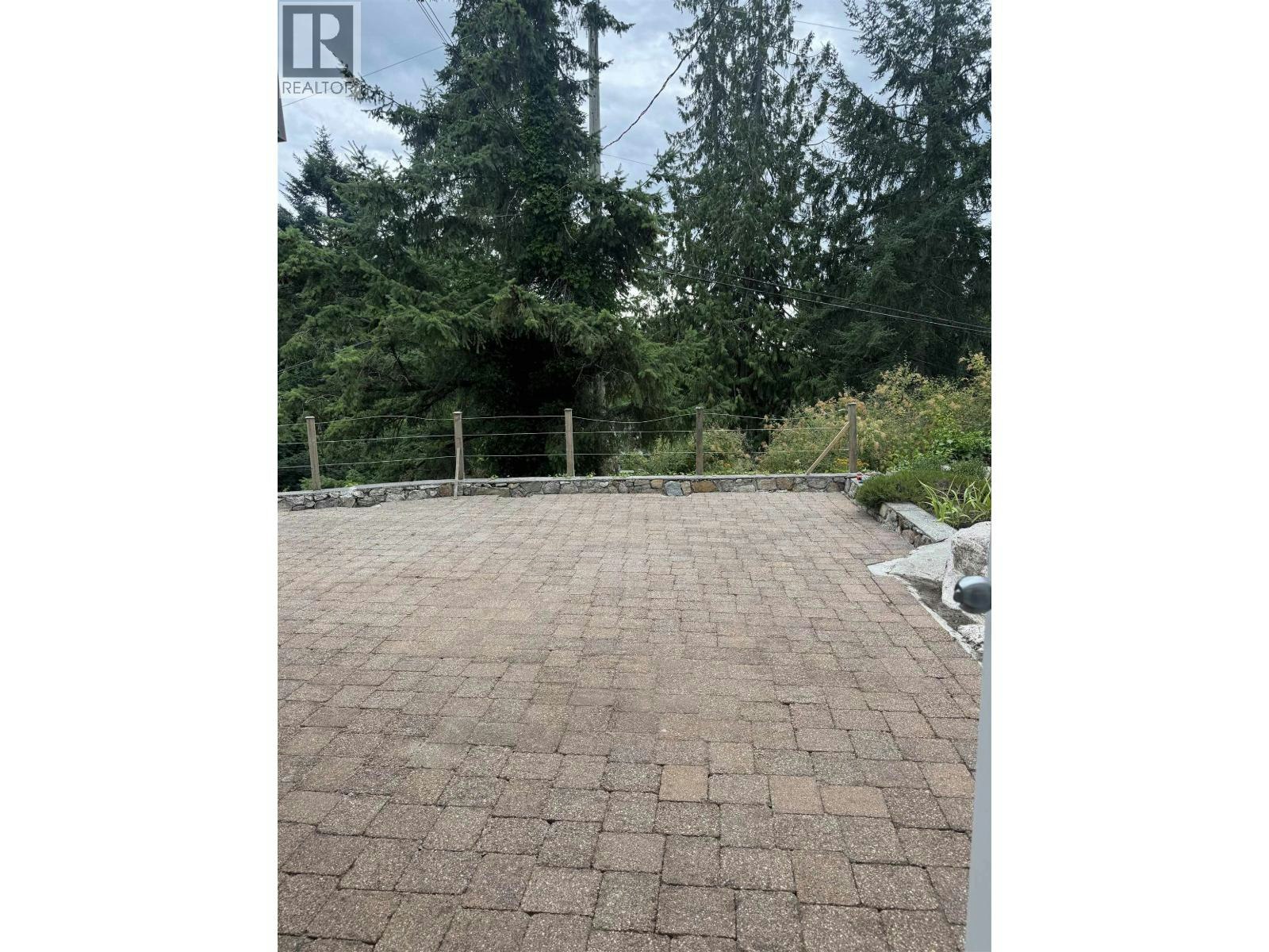 Garden Level-5345 Kensington Crescent, West Vancouver, BC, V7W 1M5 - 11