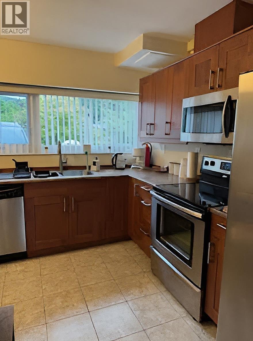 Garden Level-5345 Kensington Crescent, West Vancouver, BC, V7W 1M5