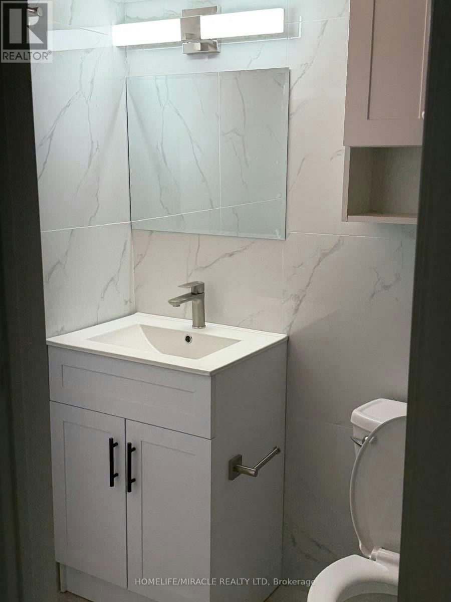 34 Bimbrok Road, Toronto, ON, M1K 4T7 - 3