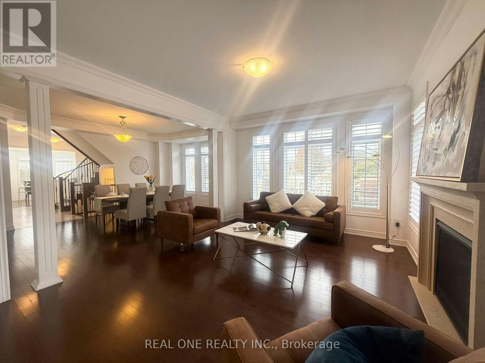 39 Mowder Drive, Aurora, ON, L4G 0V4 - 8