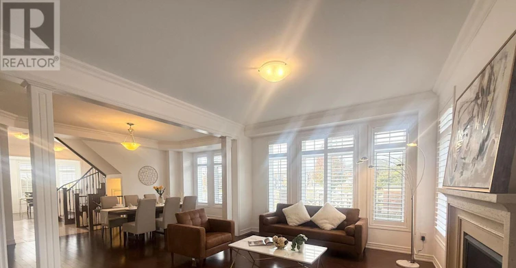 39 Mowder Drive, Aurora, ON, L4G 0V4 - 8