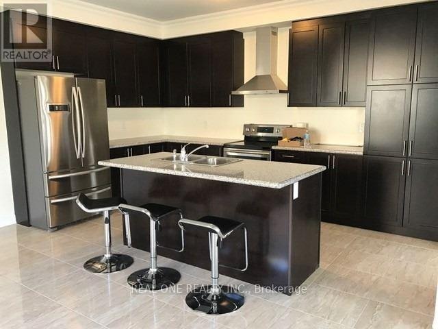 39 Mowder Drive, Aurora, ON, L4G 0V4 - 3