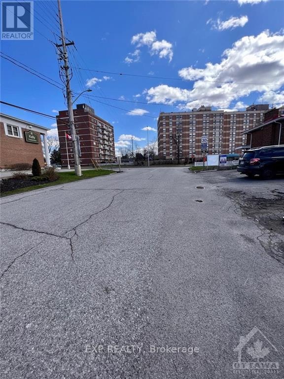 2-502 Richardson Avenue, Ottawa, ON, K2B 5H1 - 17