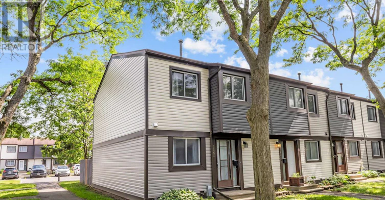 3565 Aladdin Lane, Ottawa, ON, K1T 1E1
