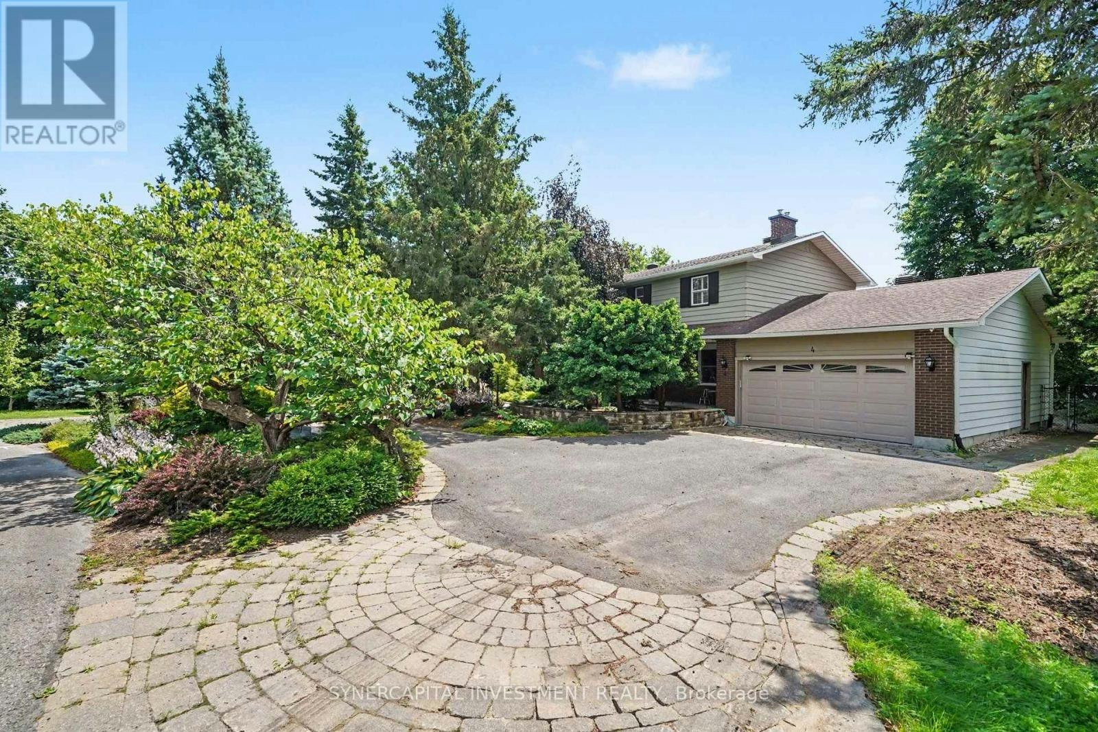 4 Doris Avenue, Ottawa, ON, K1T 3W8