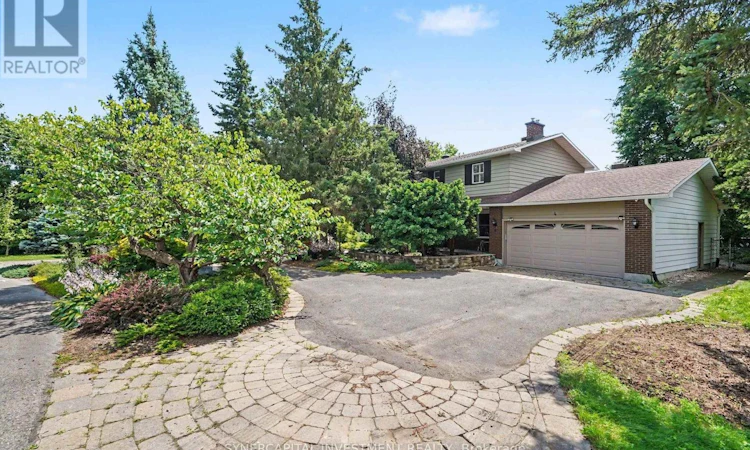4 Doris Avenue