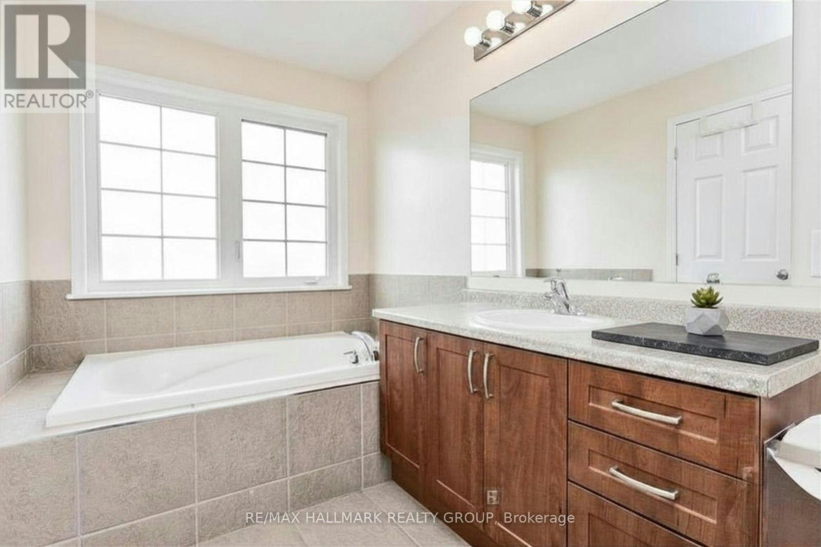 565 Pepperville Crescent, Ottawa, ON, K2M 0E6 - 11