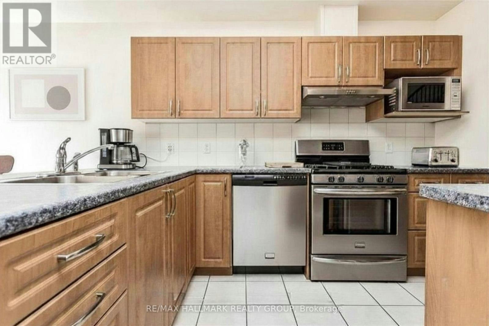 565 Pepperville Crescent, Ottawa, ON, K2M 0E6 - 8