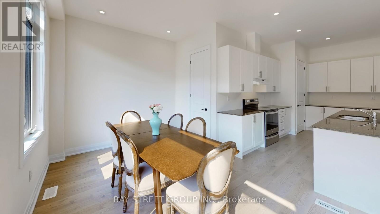 UPPER TWO BEDROOMS-97 Halldorson Avenue, Aurora, ON, L4G 0C5 - 5