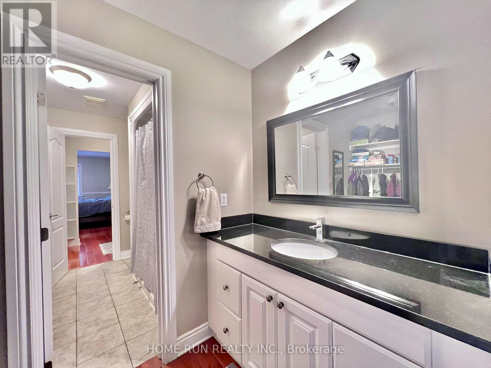 3 Winding Way, Ottawa, ON, K2C 3H1 - 38