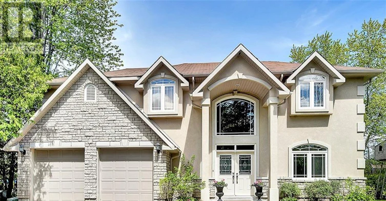 3 Winding Way, Ottawa, ON, K2C 3H1