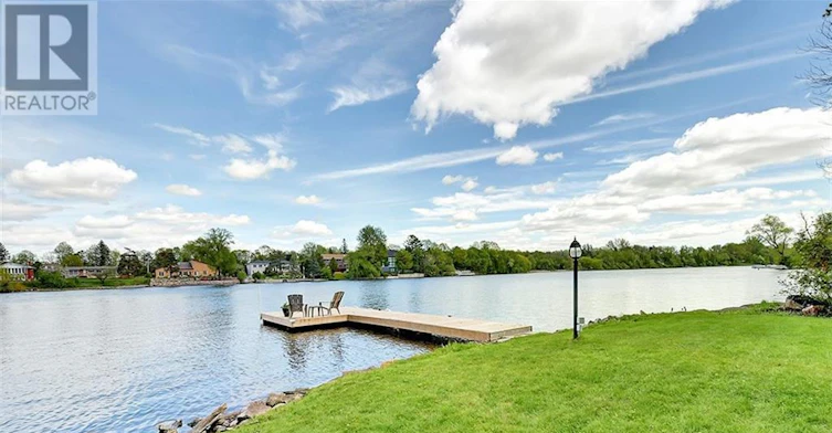 3 Winding Way, Ottawa, ON, K2C 3H1 - 4