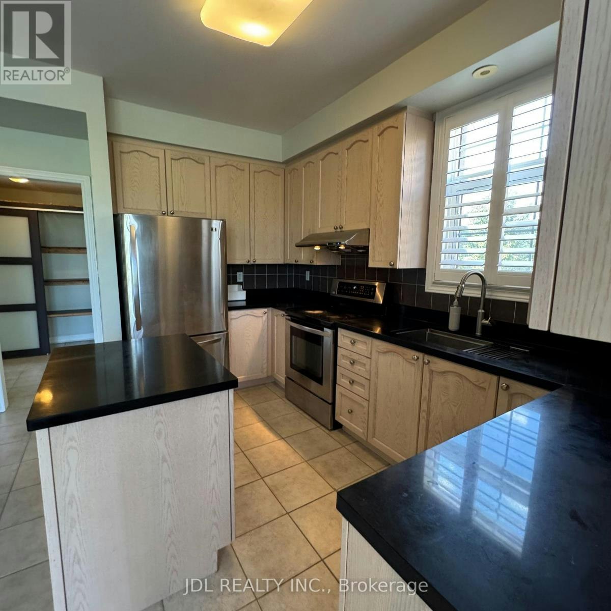 27-10 Greensborough Village Circle, Markham, ON, L6E 1M4 - 16
