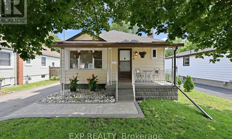 129 25th Street EAST