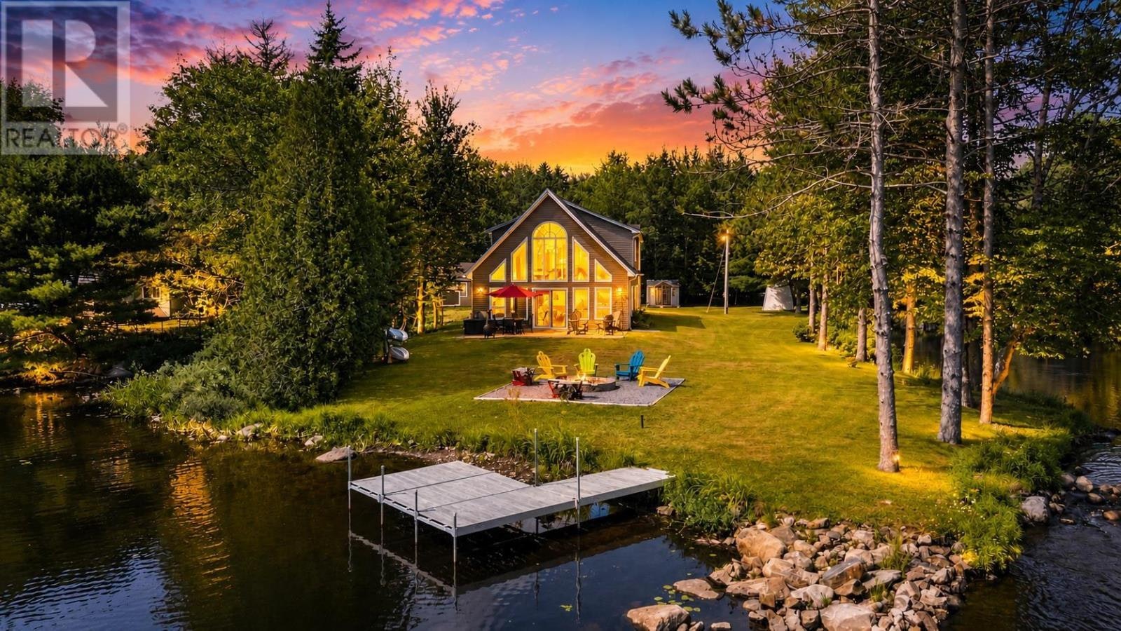 98 Canoe Lake Cove Road, Leminster, NS, B0N 2T0