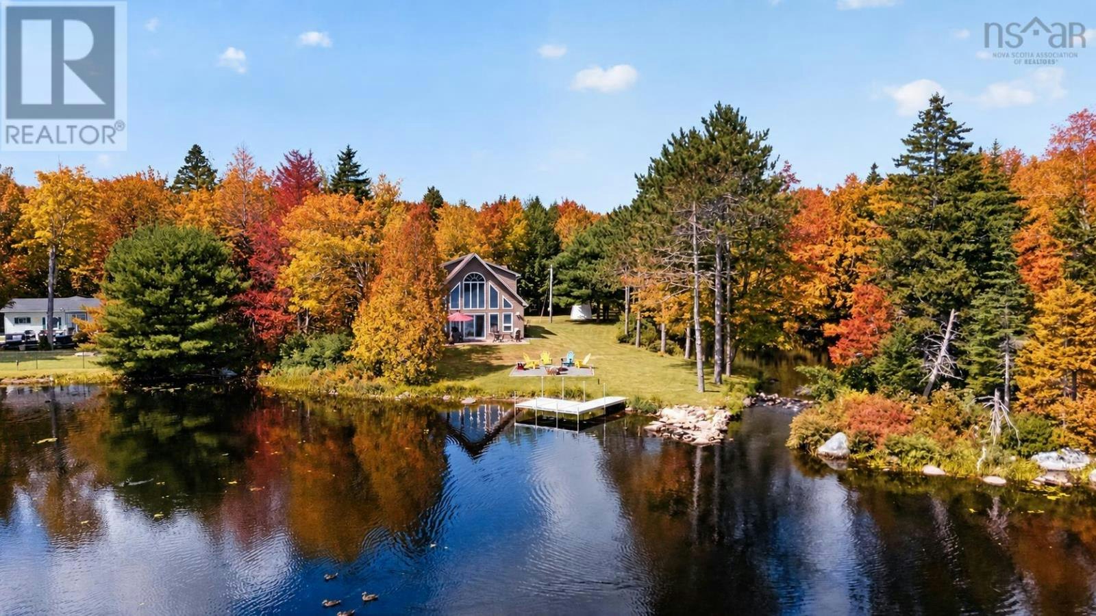 98 Canoe Lake Cove Road, Leminster, NS, B0N 2T0