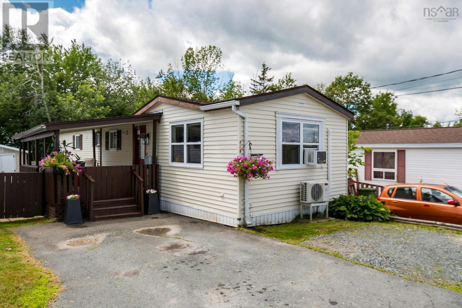 112 Hilltop Drive, Lower Sackville, NS, B4C 2P5