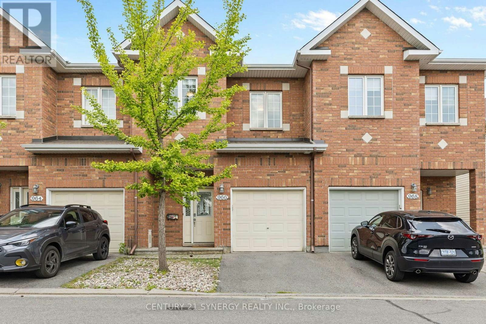 966 Torovin Private, Ottawa, ON, K1B 0A7