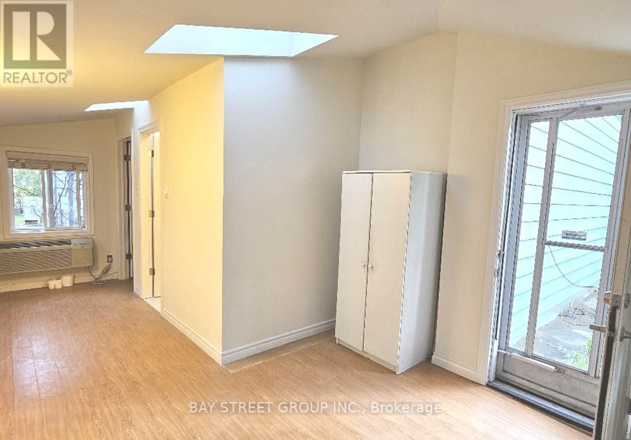 SIDE-36 Grandview Avenue N, Markham, ON, L3T 1H2 - 5