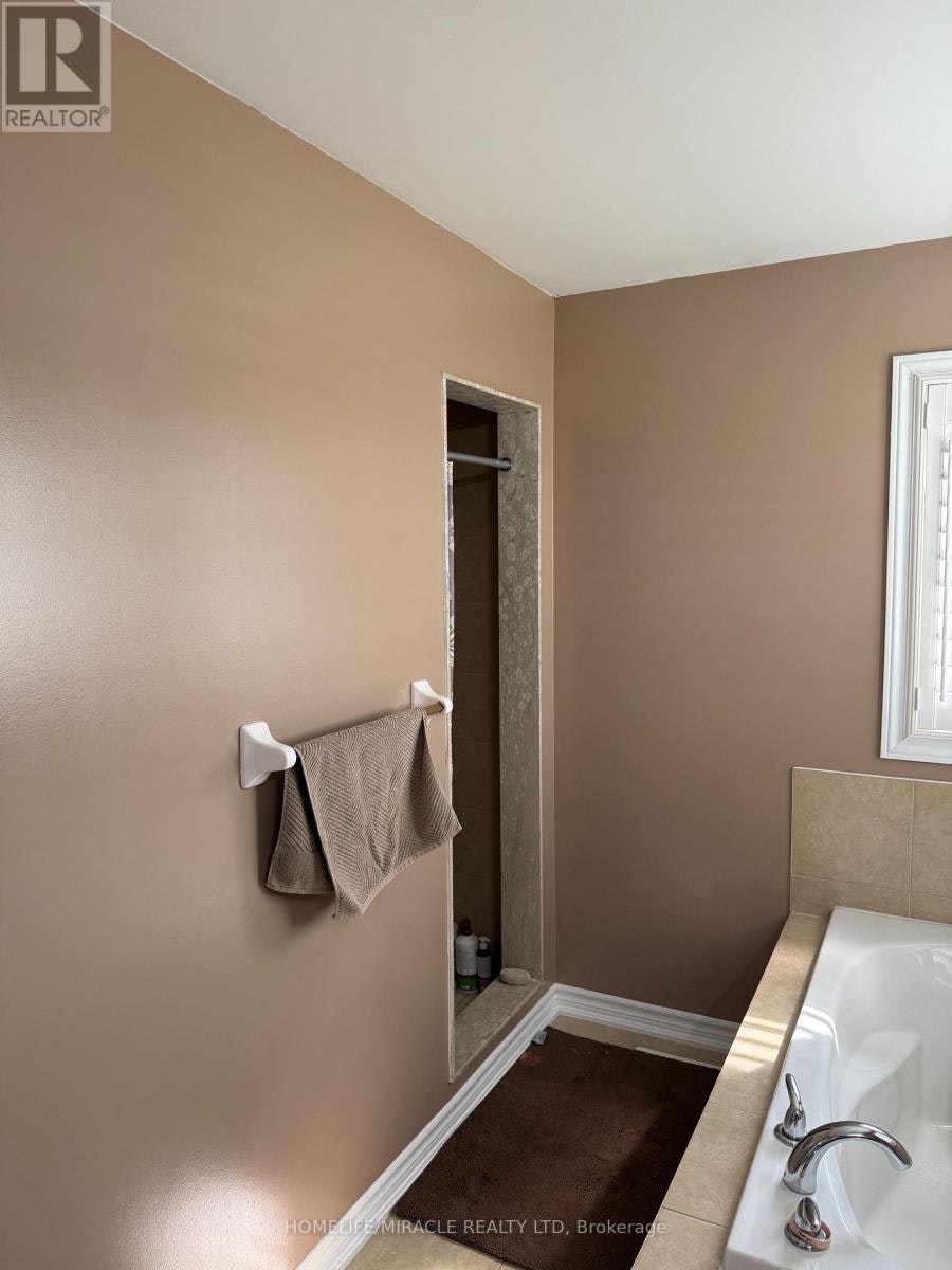 20 Country Ridge Court, Brampton, ON, L6P 3S2 - 46