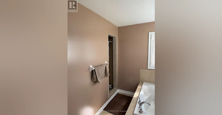 20 Country Ridge Court, Brampton, ON, L6P 3S2 - 46