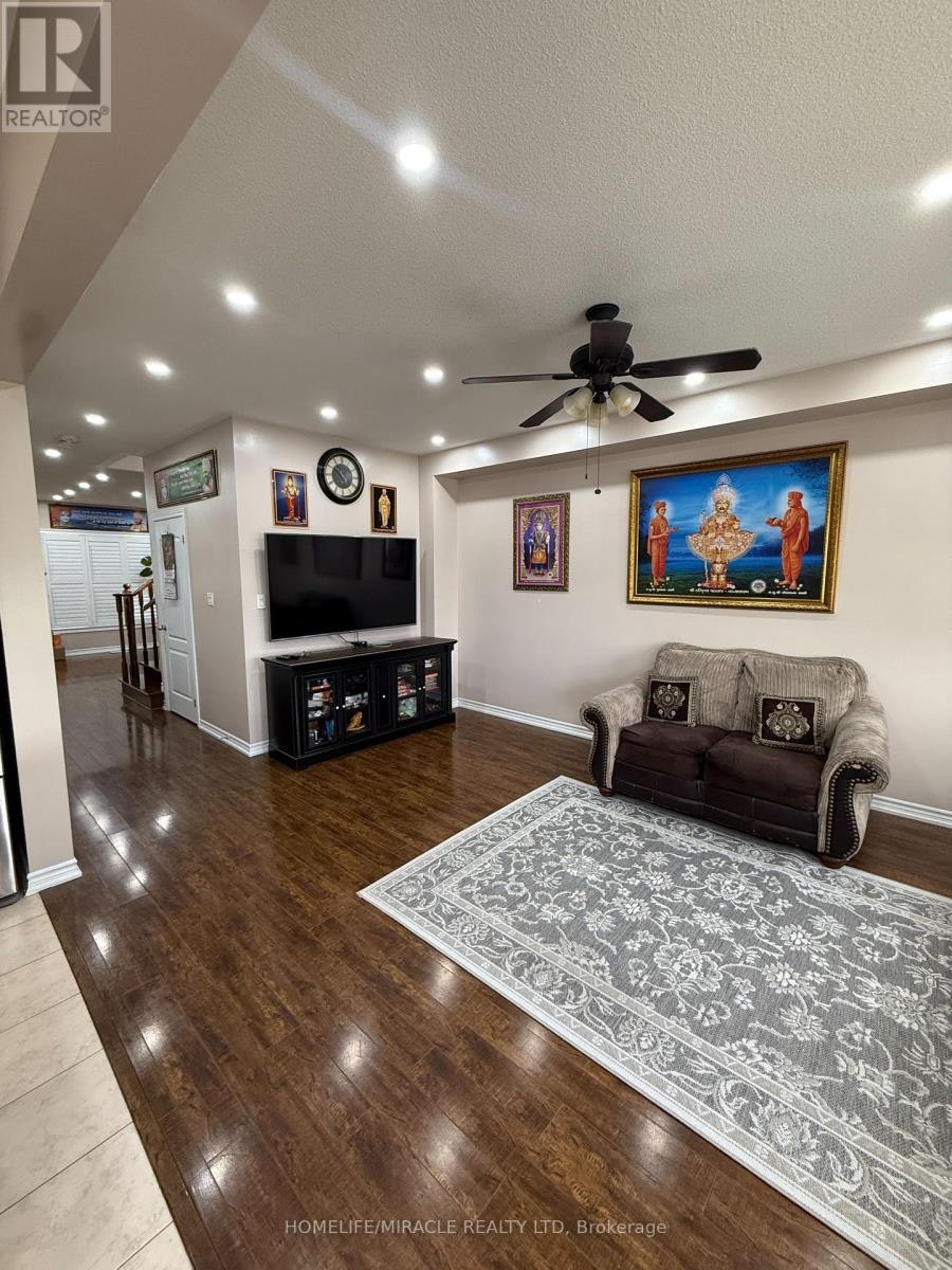 20 Country Ridge Court, Brampton, ON, L6P 3S2 - 14