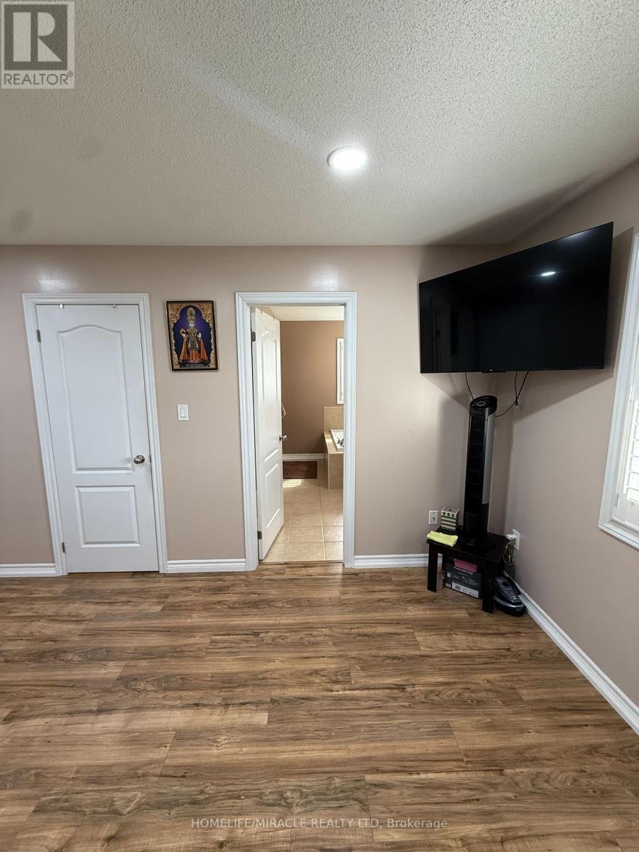 20 Country Ridge Court, Brampton, ON, L6P 3S2 - 43