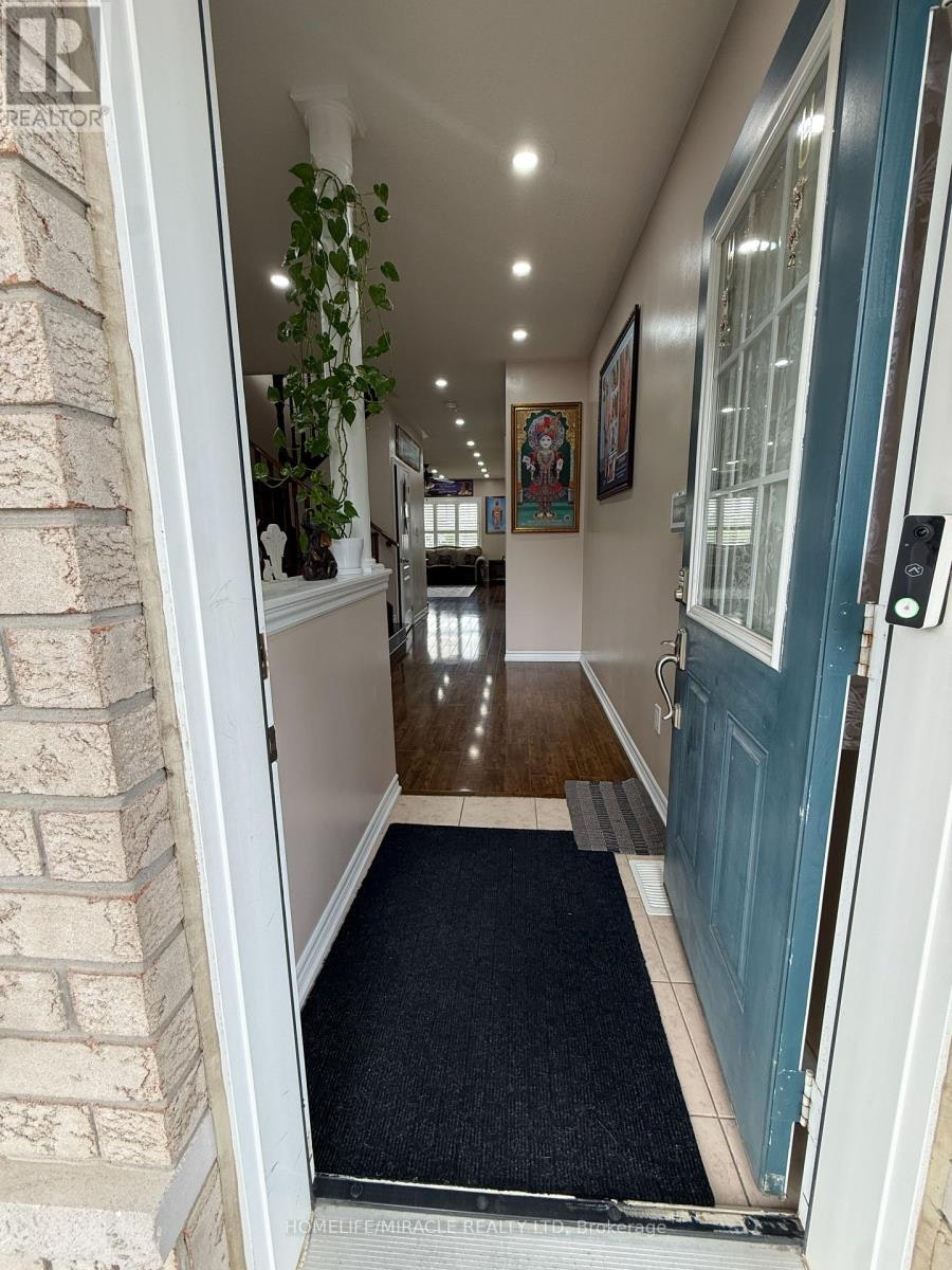 20 Country Ridge Court, Brampton, ON, L6P 3S2 - 8