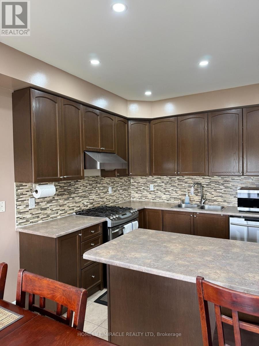 20 Country Ridge Court, Brampton, ON, L6P 3S2 - 18