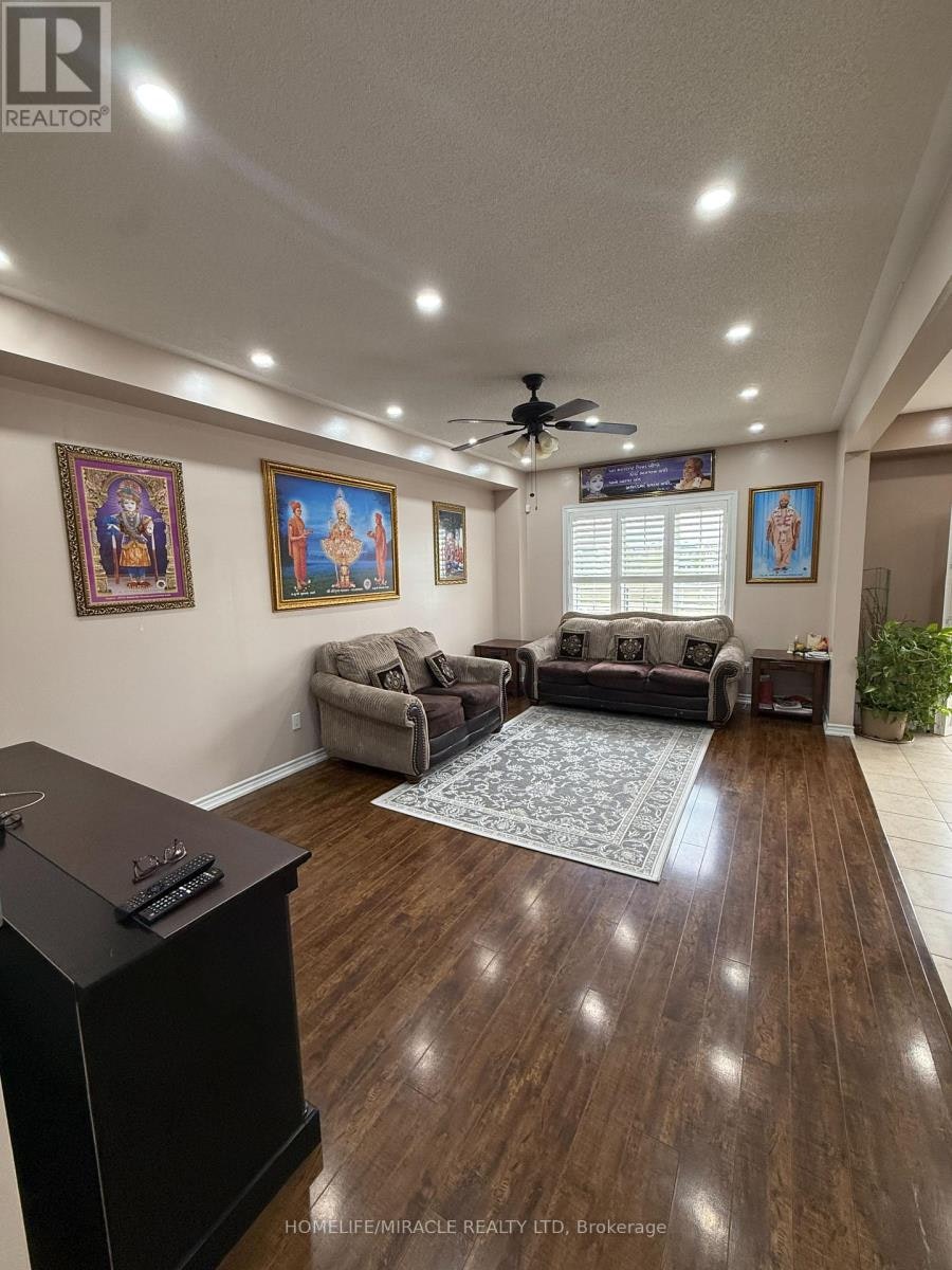 20 Country Ridge Court, Brampton, ON, L6P 3S2 - 15