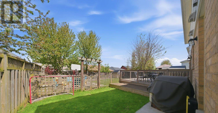 UPPER-20 Webb Avenue, Brantford, ON, N3T 6S5 - 29