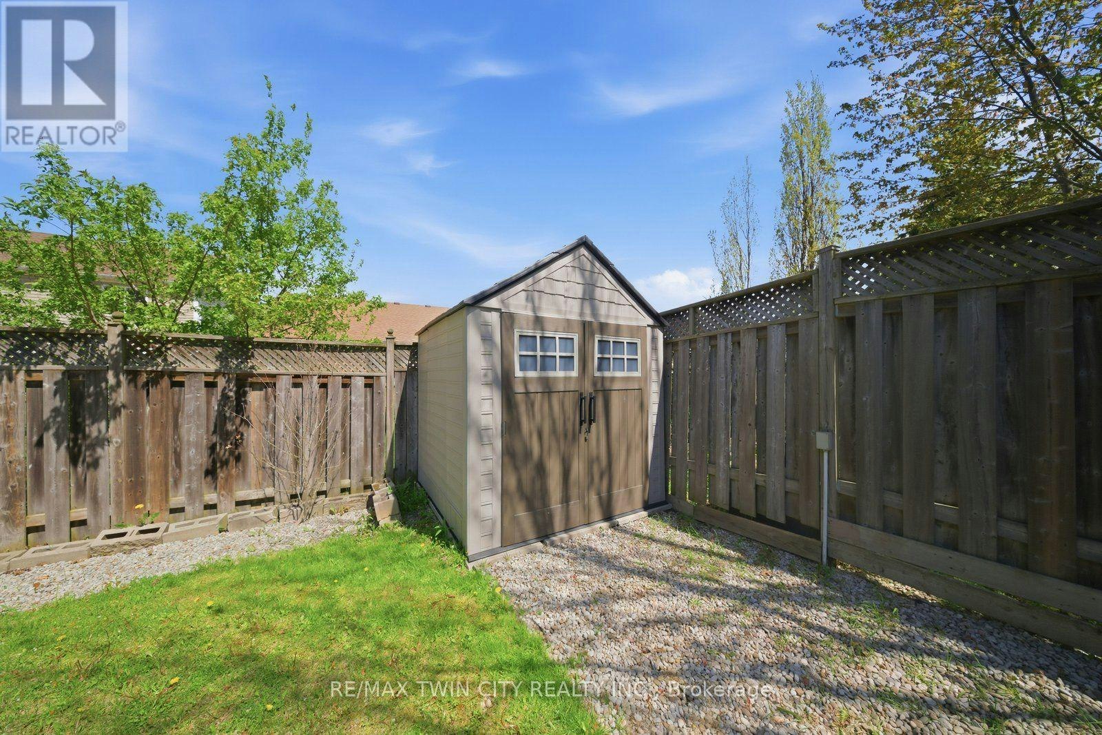 UPPER-20 Webb Avenue, Brantford, ON, N3T 6S5 - 30