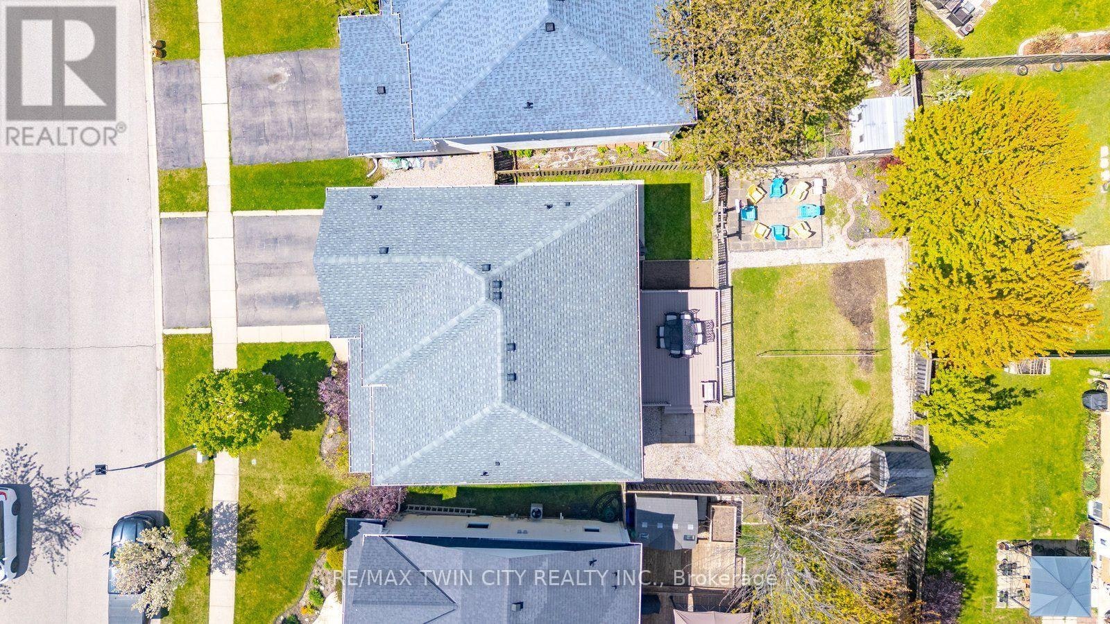 UPPER-20 Webb Avenue, Brantford, ON, N3T 6S5 - 3