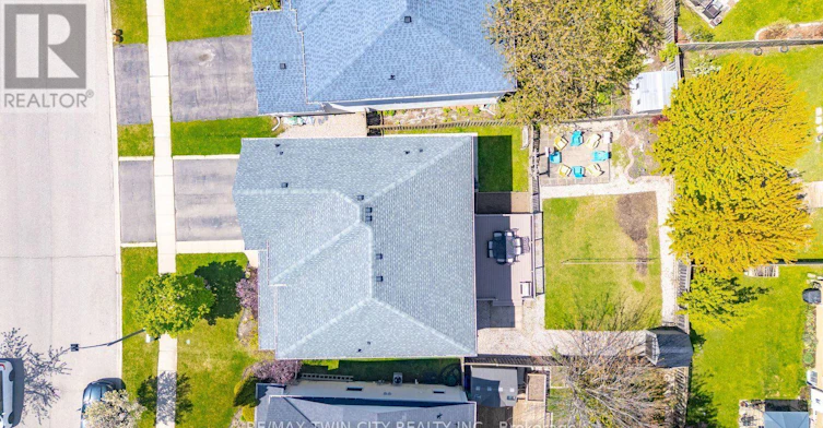 UPPER-20 Webb Avenue, Brantford, ON, N3T 6S5 - 3