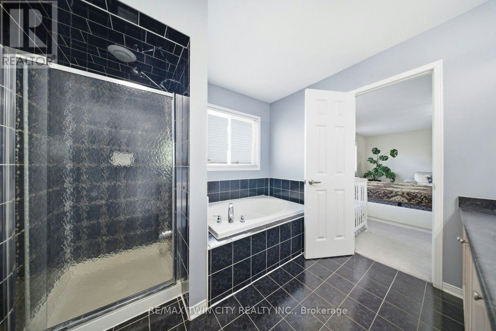 UPPER-20 Webb Avenue, Brantford, ON, N3T 6S5 - 25