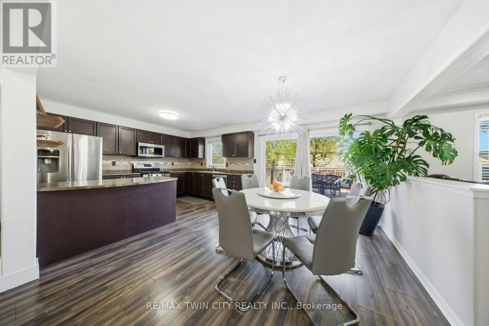 UPPER-20 Webb Avenue, Brantford, ON, N3T 6S5 - 11
