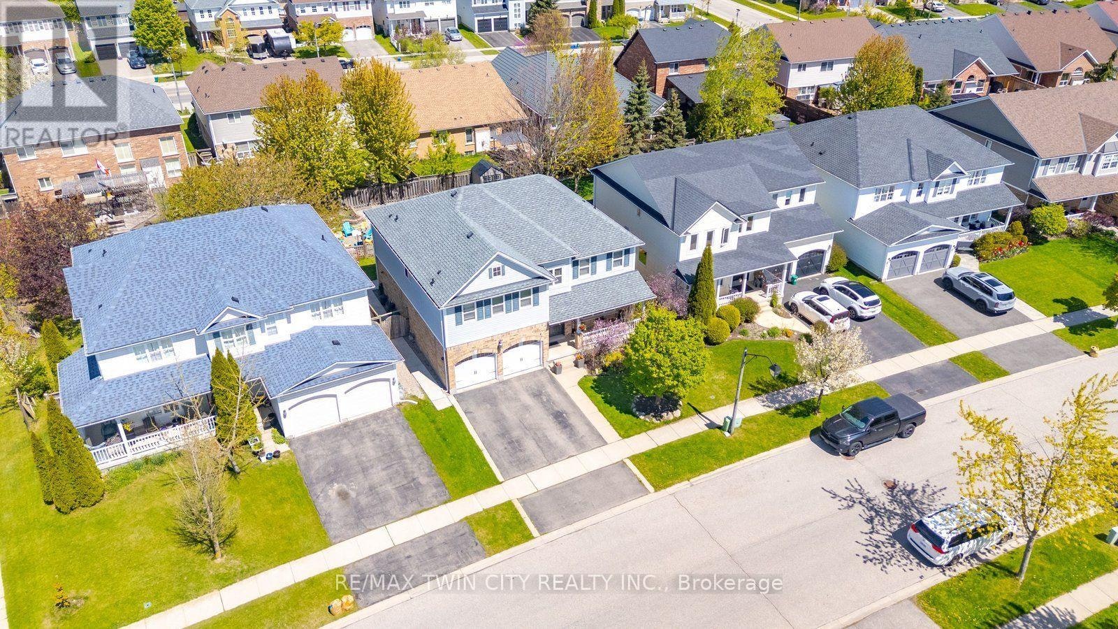 UPPER-20 Webb Avenue, Brantford, ON, N3T 6S5 - 2