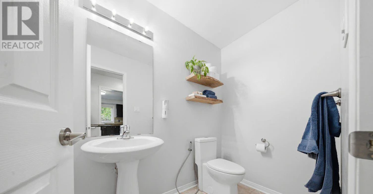 UPPER-20 Webb Avenue, Brantford, ON, N3T 6S5 - 9