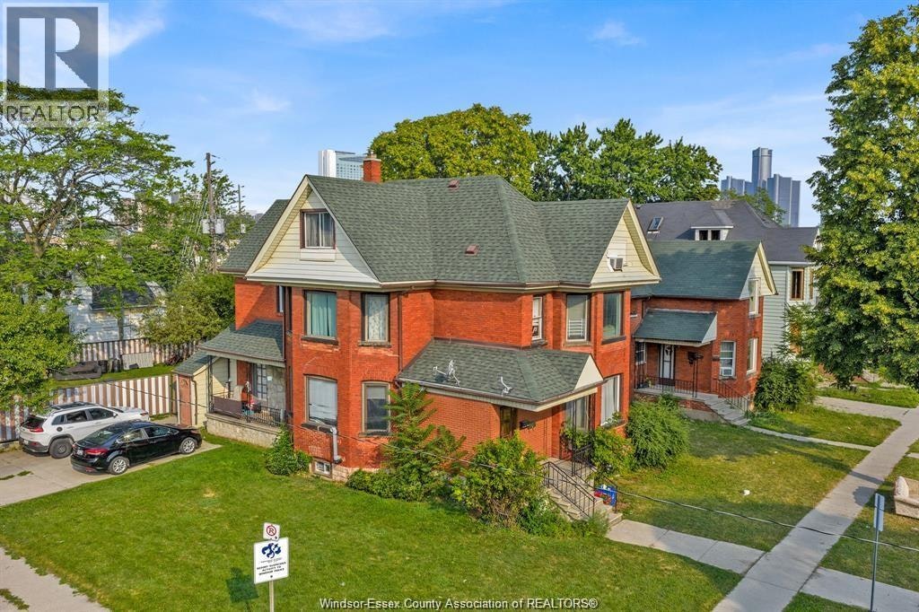 MAIN-669 Marentette, Windsor, ON, N9A 1Z3 - 3