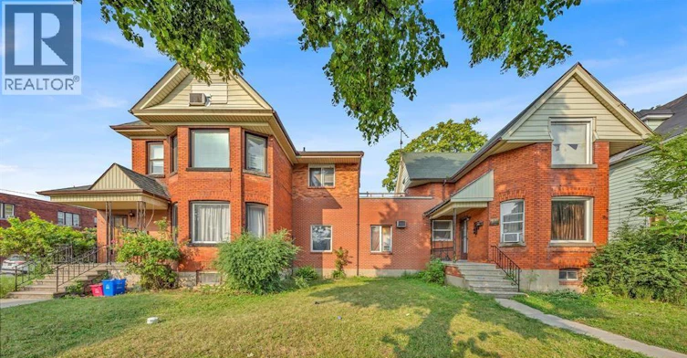 MAIN-669 Marentette, Windsor, ON, N9A 1Z3
