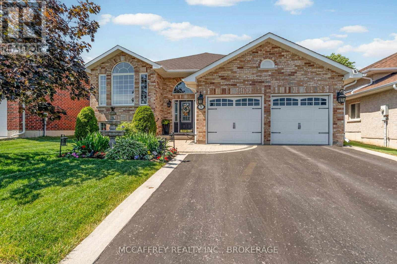 9 Hartwood Crescent, Greater Napanee, ON, K7R 3L1