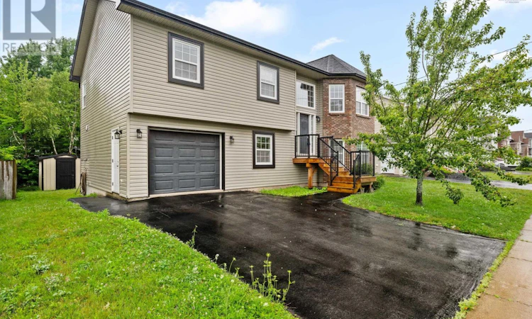 45 Stirling Drive