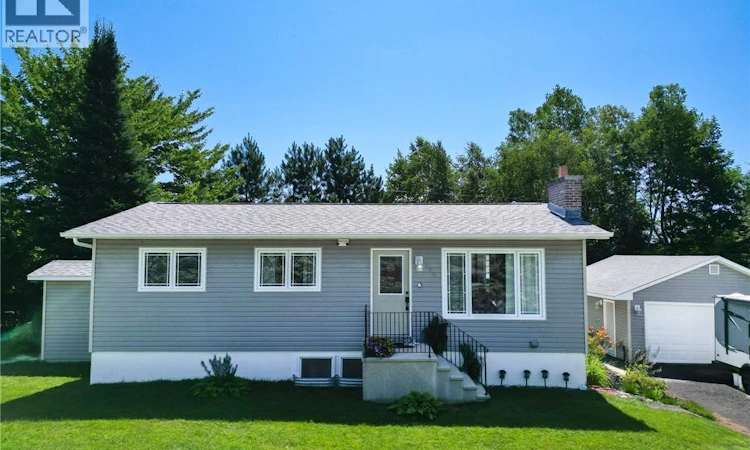 184 Diamond Street