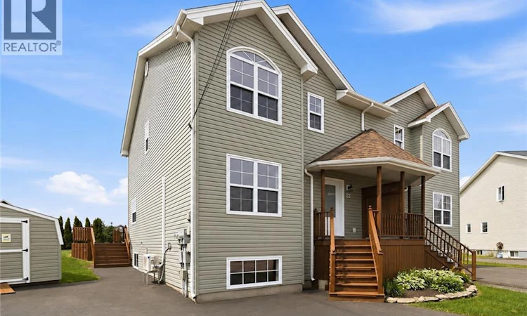 22 Carlson Street