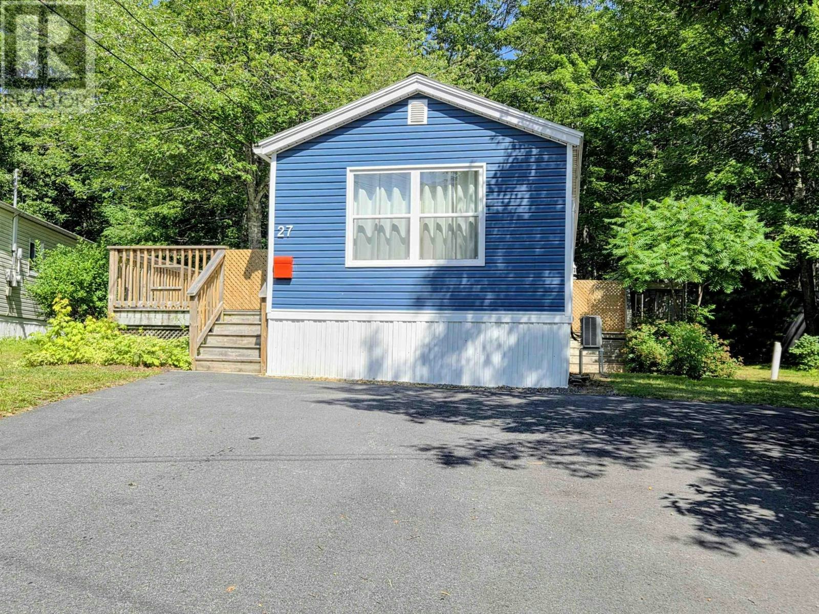 27 Spring Crescent, Bridgewater, NS, B4V 3G3